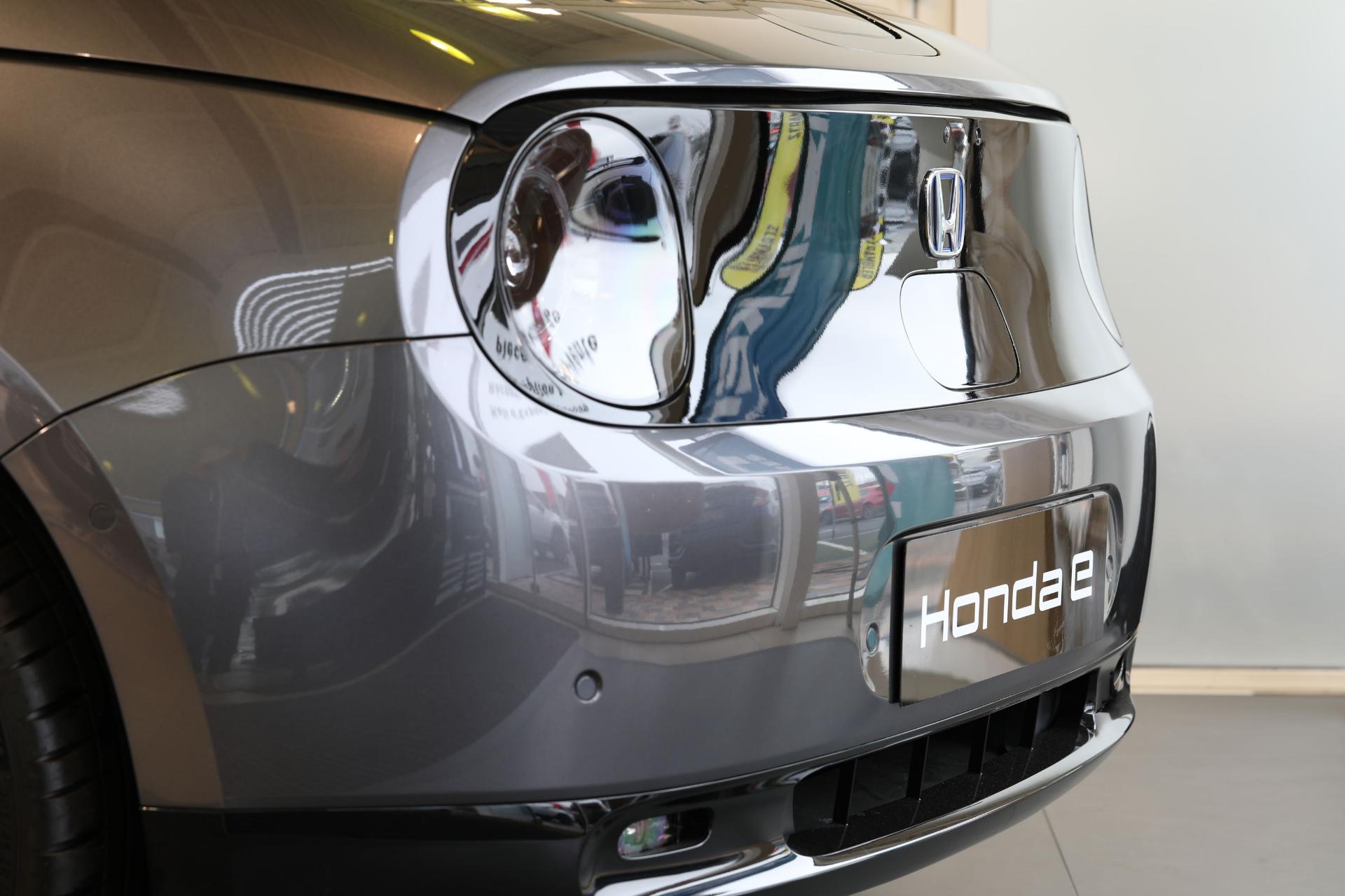 Honda e